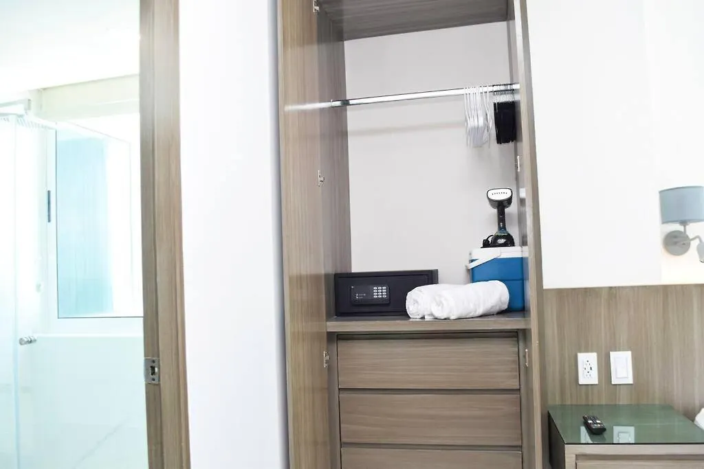 Apartment New Studio At The Beach, Pool, Gym, Spa 2D Cancun Mexico