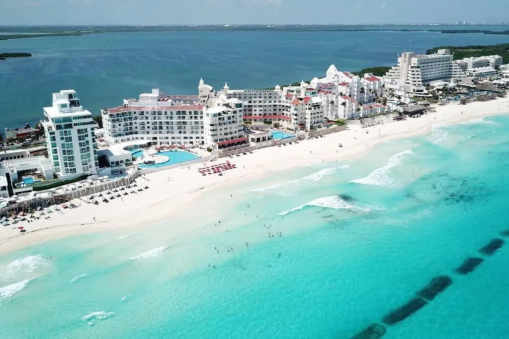 Apartment New Studio At The Beach, Pool, Gym, Spa 2D Cancun