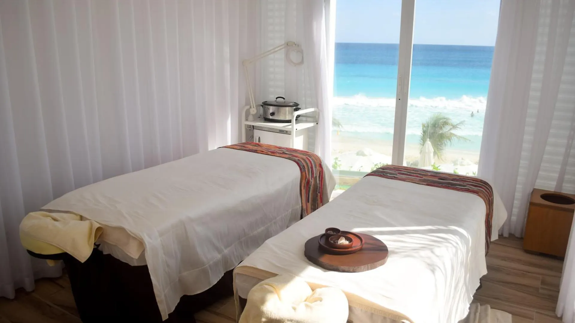 New Studio At The Beach, Pool, Gym, Spa 2D Cancun